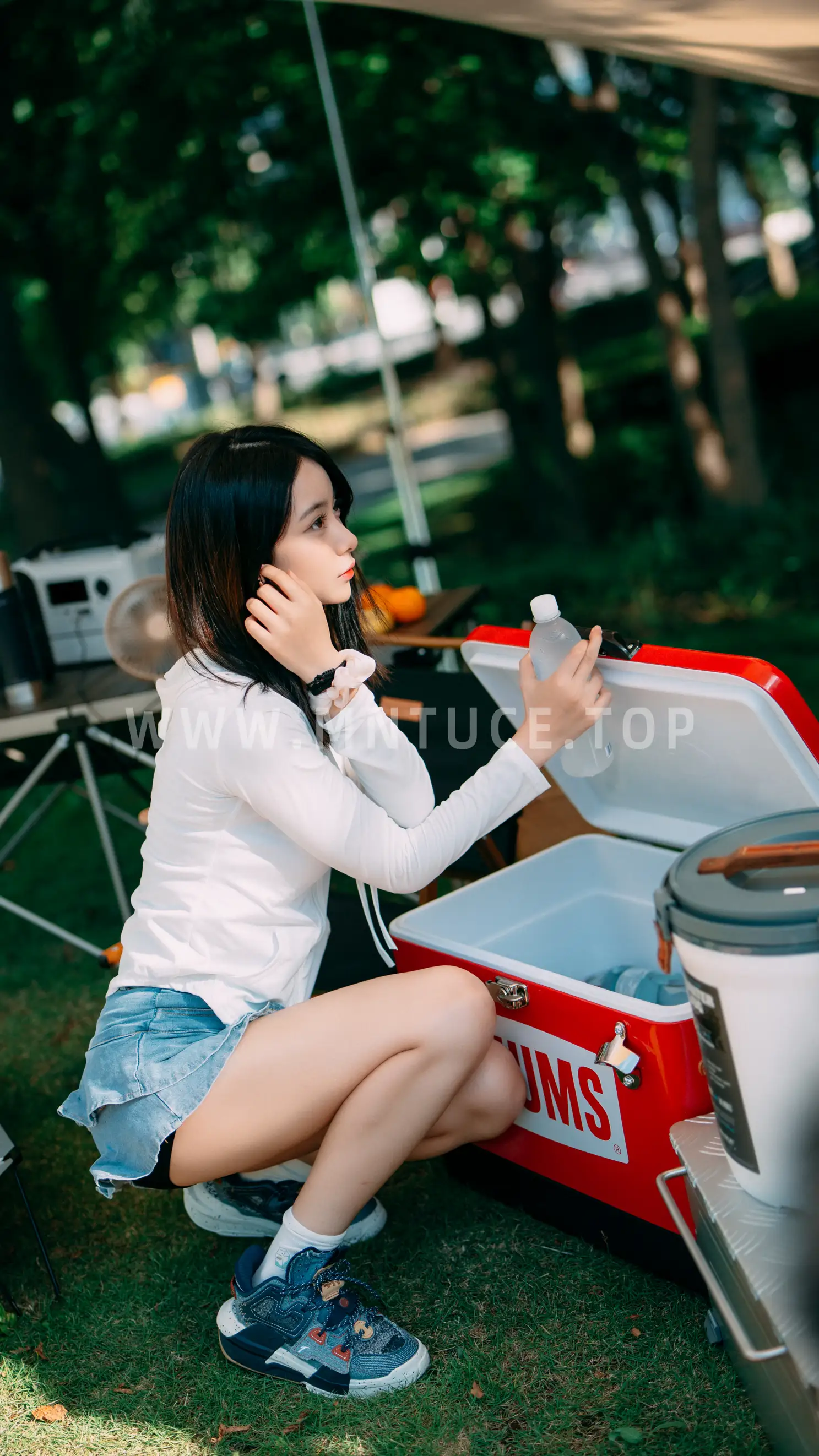 [YITUYU] 2022.08.09 Vol.1664 – Summer White and Black Little cute#[48P]-36